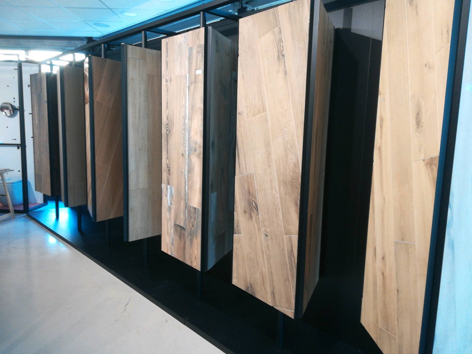 conseil décoration pour restaurant bar branché à Aubagne