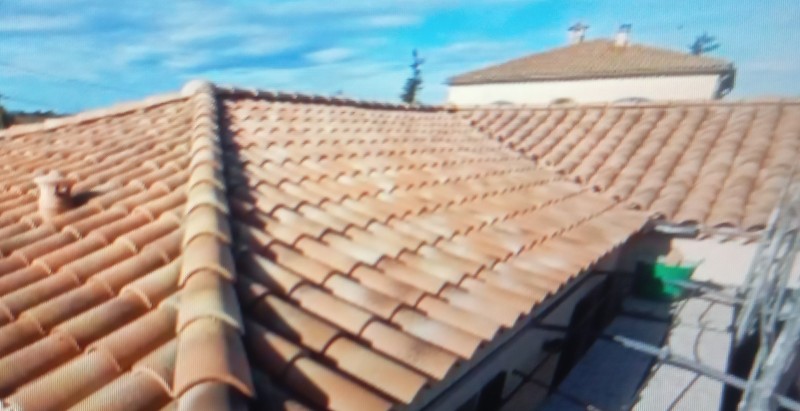 couvreur pour rénovation et réfection de toiture en tuile canal sur Quissac proche de sauve