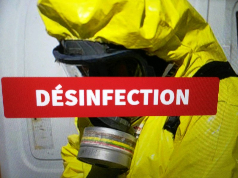 Désinfection d'un entrepôt suite à un dégât des eaux qui s'est suivi d'un incendie à Nîmes à côté d'Arles