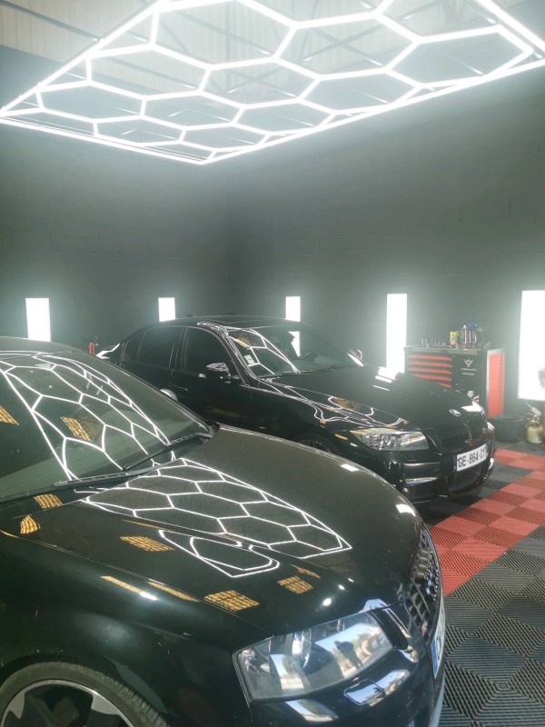 Où trouver un professionnel qui réalise détailing sur mon véhicule de luxe à Pézenas et Béziers proche de Montpellier