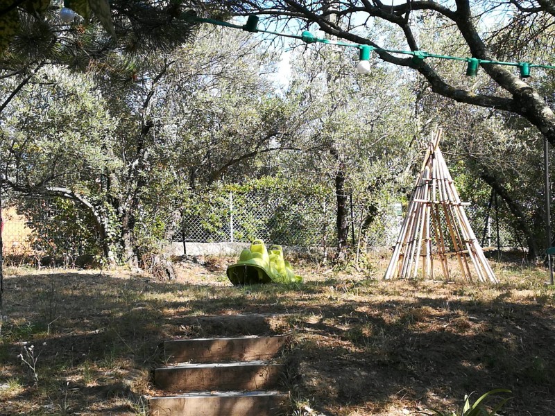 Réalisation d'un jardin paysagé et arboré à côté d'Alès près d'Anduze