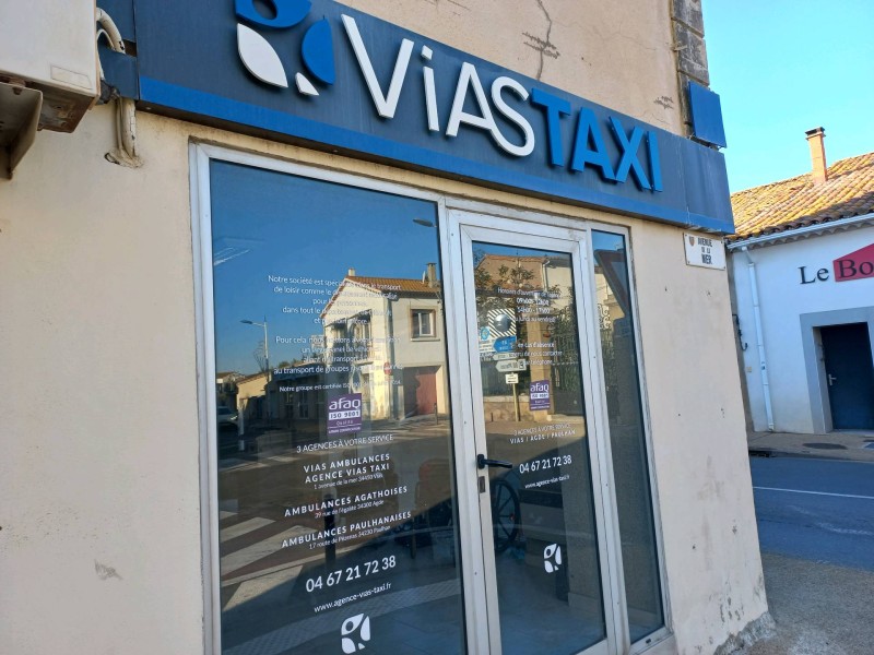 Où trouver un VTC pour me rendre à l'aéroport de Agde proche de Montpellier dans l'Hérault