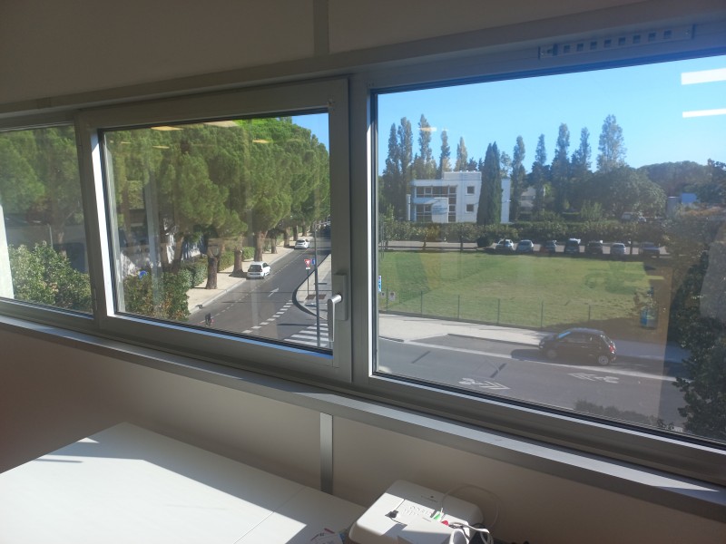 rénovation de volets en bois battant par des volets roulants solaires motorisé sur Perpignan dans le 66