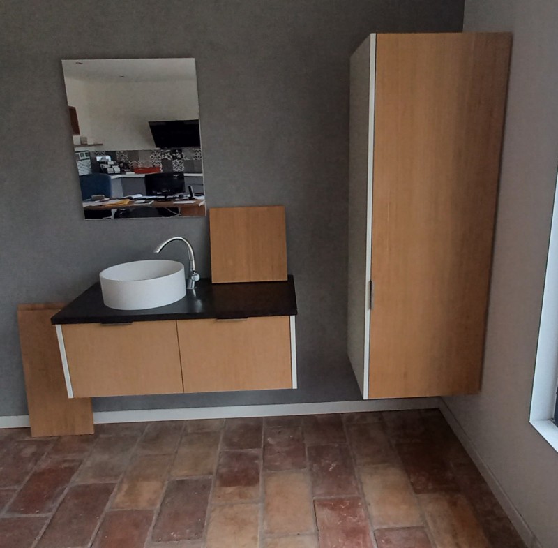 rénovation complète d'une salle de bain  dans un appartement à Nîmes centre-ville