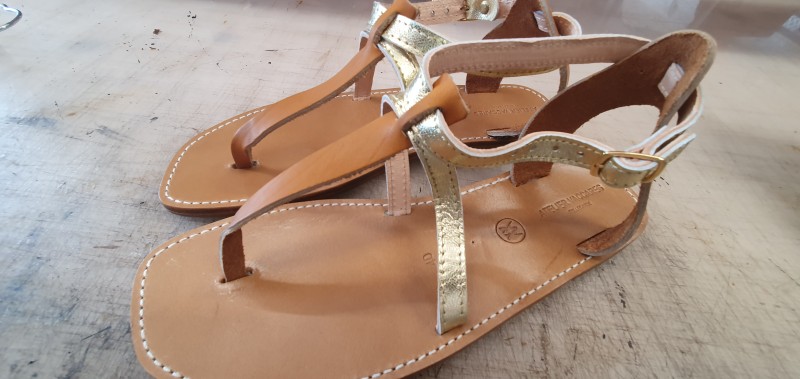Trouver des sandales en cuir artisanale de qualité à Saint Trop en PACA