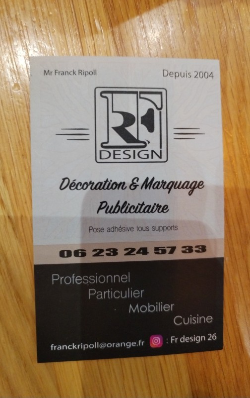 Flocage publicitaire sur un véhicule entreprise de plomberie à Frontignan