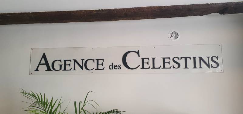 Ou trouver une agence immobilière spécialisé dans la transaction de commerce de Bar Tabac sur Les Angles proche Avignon