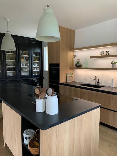 Menuiserie bois pour agencement et création de meubles sur mesure à Saint Rémy de Provence