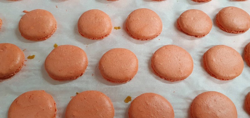 Où trouver une pièce montée en macarons pour un anniversaire à Uzès dans le Gard