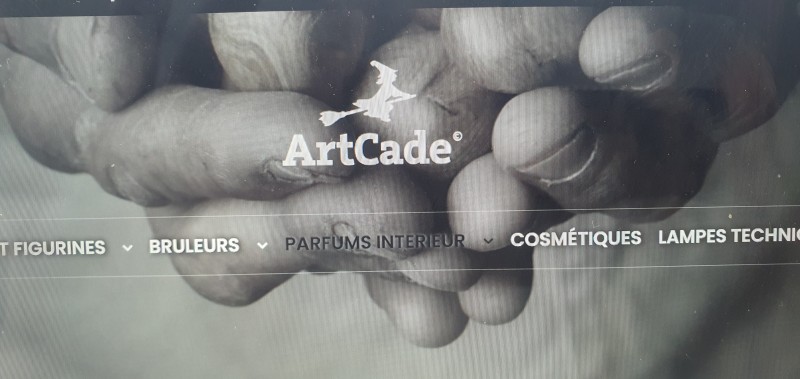 Parfum d'intérieur senteur bois de cade a Lyon en Rhône-Alpes