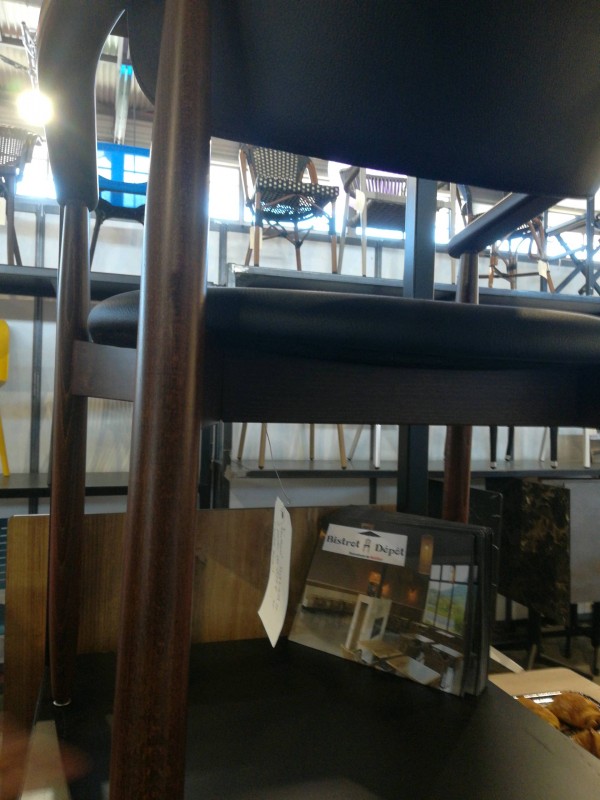 Où trouver une société pour distribuer et commercialiser du matériel et mobilier pour hôtel café restaurant à Montpellier à côté de Béziers