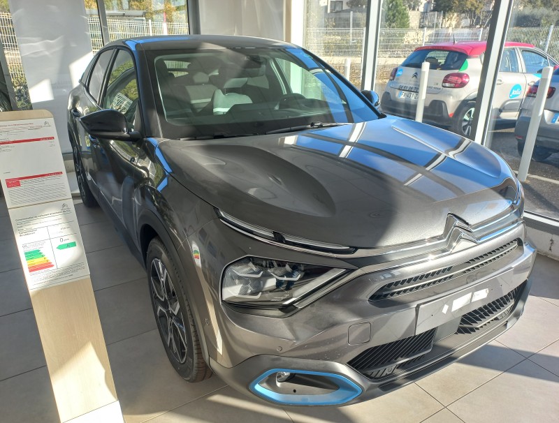 vente d'une voiture d'occasion C4 x 130 chevaux sur Beaucaire à côté de Tarascon