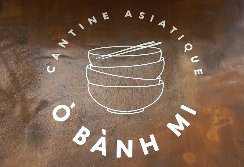 où trouver un restaurant asiatique avec terrasse sur Nîmes centre-ville