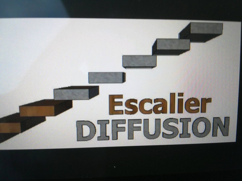 Rénovation d'un escalier bois par un escalier à limon central métallique quart tournant à Bordeaux en Gironde