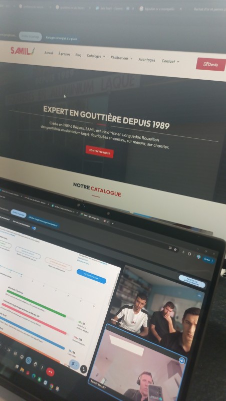 Pose d'une gouttière en aluminium pour une villa près de Sauvian dans l'Hérault 34