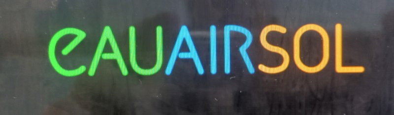 installation et pose d'une pompe à chaleur air eau dans villa sur Arles proche de Saint-Rémy-de-Provence dans les Bouches-du-Rhône. 