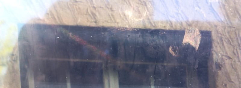 pose de volet roulant en aluminium ainsi qu'une porte d'entrée dans une villa sur Nîmes centre-ville