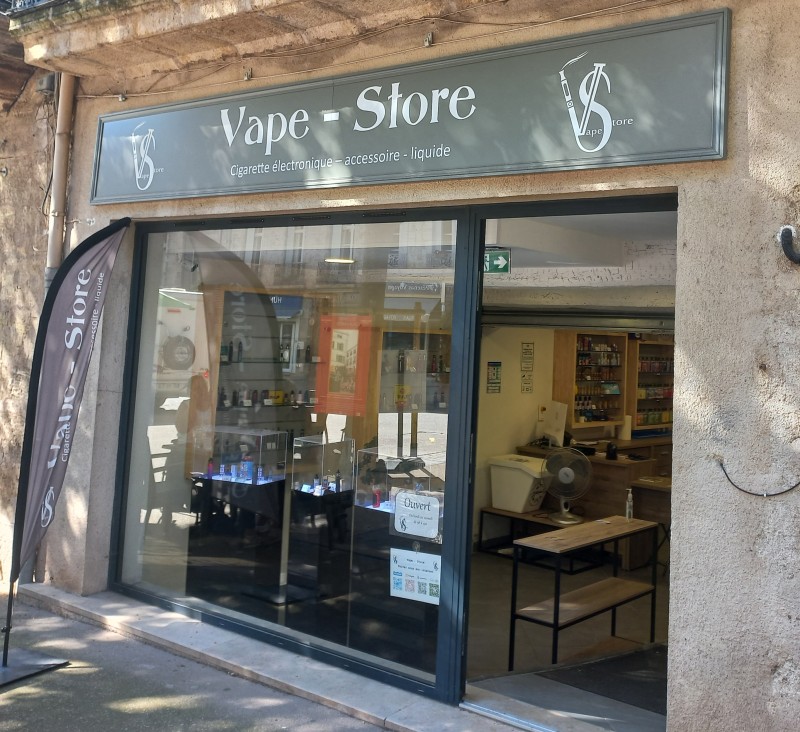 Quelle cigarette électronique acheter pour débutants avec nicottine et quels liquides à Pézenas et ses alentours