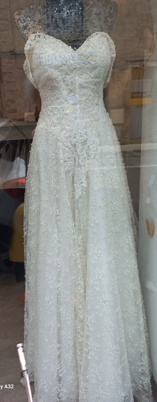 vente et location de robe de mariée orientale et de cérémonie sur Montpellier proche Sète