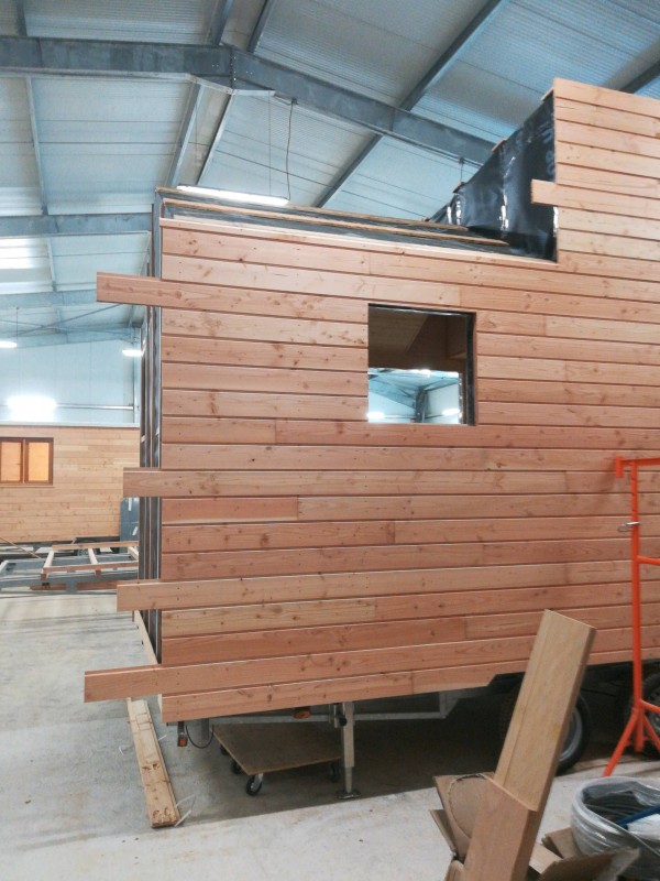 Où trouver un fabricant pour vendre une roulotte chalet en bois sur Toulouse à côté de Perpignan