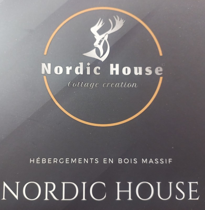 fabrication française de tiny house et de cottages en bois massif sur Marseille proche d'Aix-en-Provence