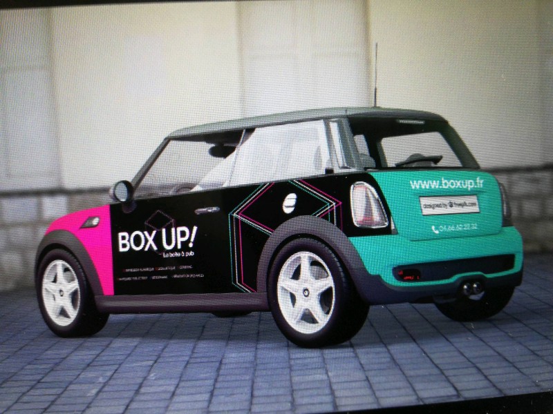 Où trouver une imprimerie spécialisée dans le covering et le flocage de flotte de voitures publicitaires sur Nîmes à côté de Montpellier