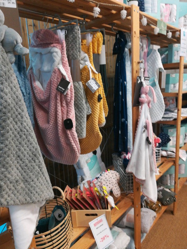 Où trouver un magasin puériculture pour articles puériculture chaise Maxi Cosi à Montpellier à côté de Lunel