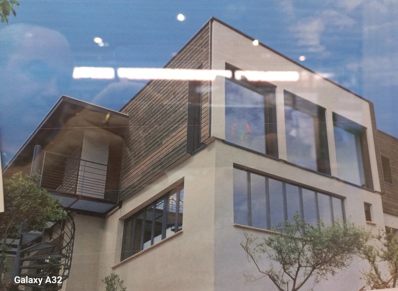 constructeur de maison à ossature bois pour réaliser une surélévation dans une villa à Uzès à côté de Nîmes