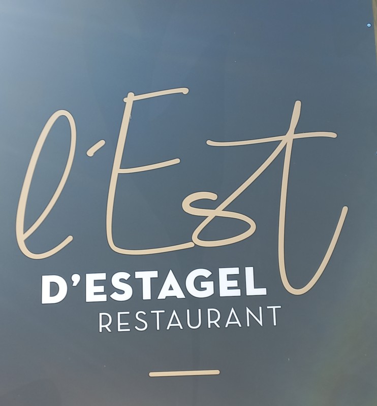restaurant pour organiser un  repas de groupe ou de famille à Arles proche de Nîmes