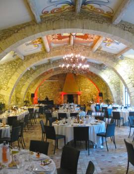 Salle de mariage d'exception en Provence Château Pont Royal