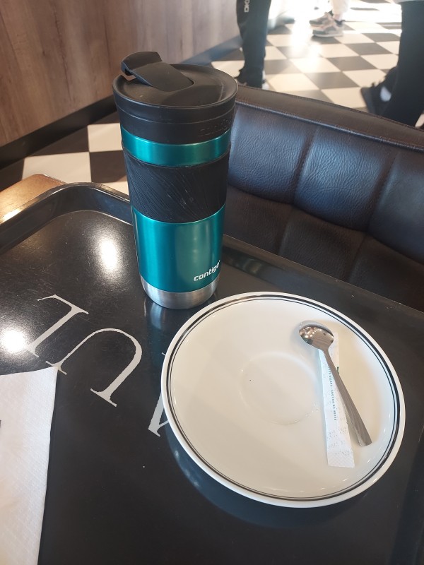 salon de thé pour restauration rapide et sandwicherie à Marseille le panier 13002