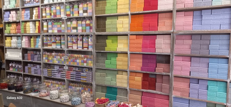 magasin pour trouver des produits régionaux et provençaux sur Nîmes centre-ville