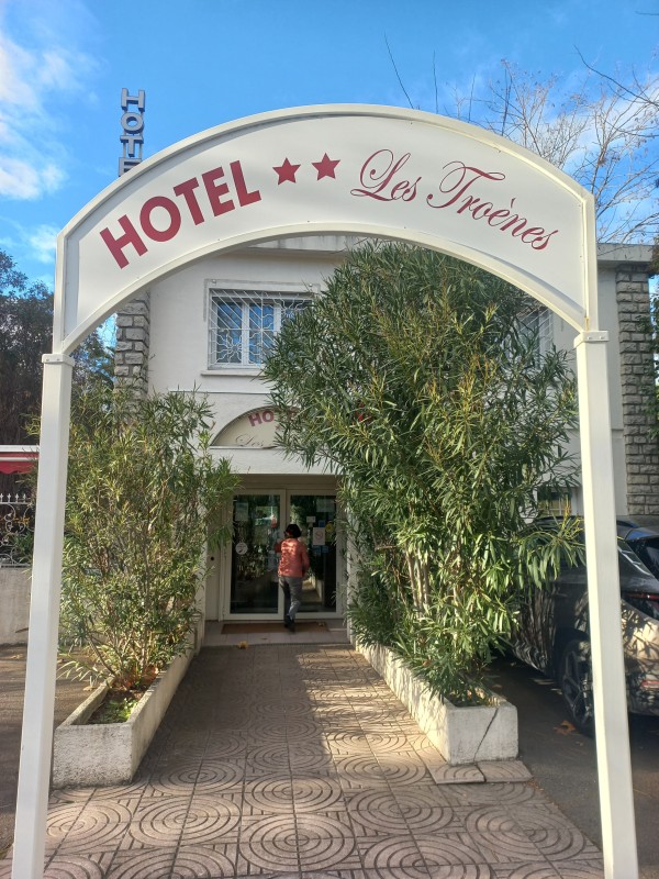 où trouver un hôtel proche hôpital Lapeyronie à Montpellier