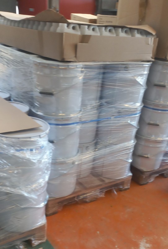 fabricant de peinture pour peinture piscine sur Nîmes proche d'Arles