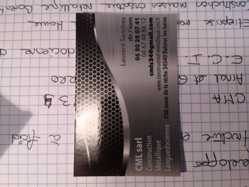 Réaliser un bardage métallique sur un entrepôt sur le Bassin de Thau