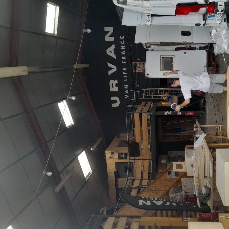Aménagement d'un van situé à Montpellier dans l'Hérault