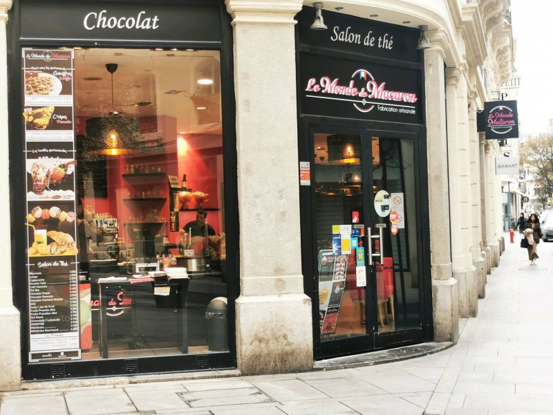 Où acheter les meilleurs macarons et boite de chocolats pour un anniversaire sur le centre ville de Béziers dans l'Hérault proche de Montpellier