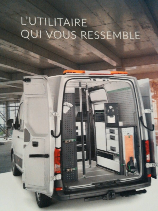 aménager son véhicule utilitaire Citroën Jumpy à Marguerittes près de Nîmes dans le Gard