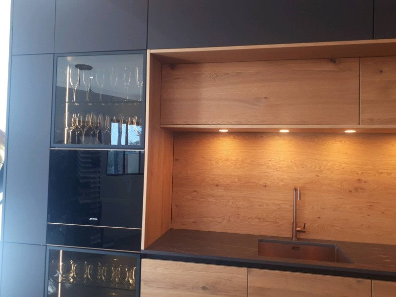 Où trouver cuisiniste qui réalise des cuisines sur-mesure moderne à Saint-Gély-du-Fesc proche de Montpellier