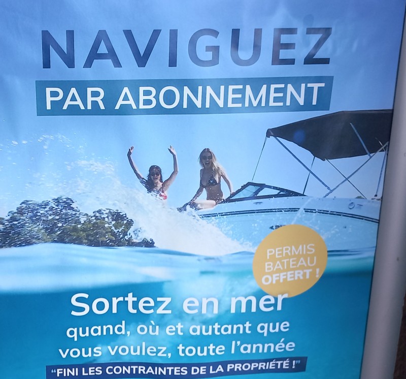 location de bateau par abonnement mensuel avec permis dans un club de bateaux à louer  à Agde proche de Marseillan