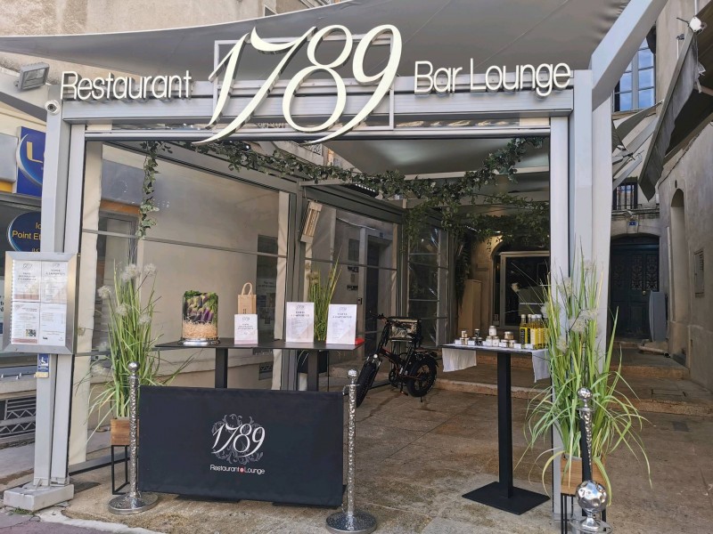 Où trouver un restaurant qui fait de la livraison et de l'emporter à montpellier centre ville Le 1789 Restaurant Bar lounge