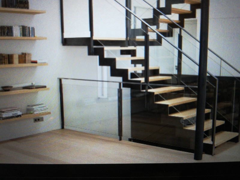 fabrication et pose d'un escalier 2 quart tournant à la française Aubagne à côté d'Aix en provence