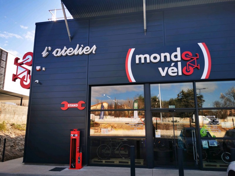 Magasin de vélo spécialisé dans les réparations de vélo électrique à Frontignan proche de Sète