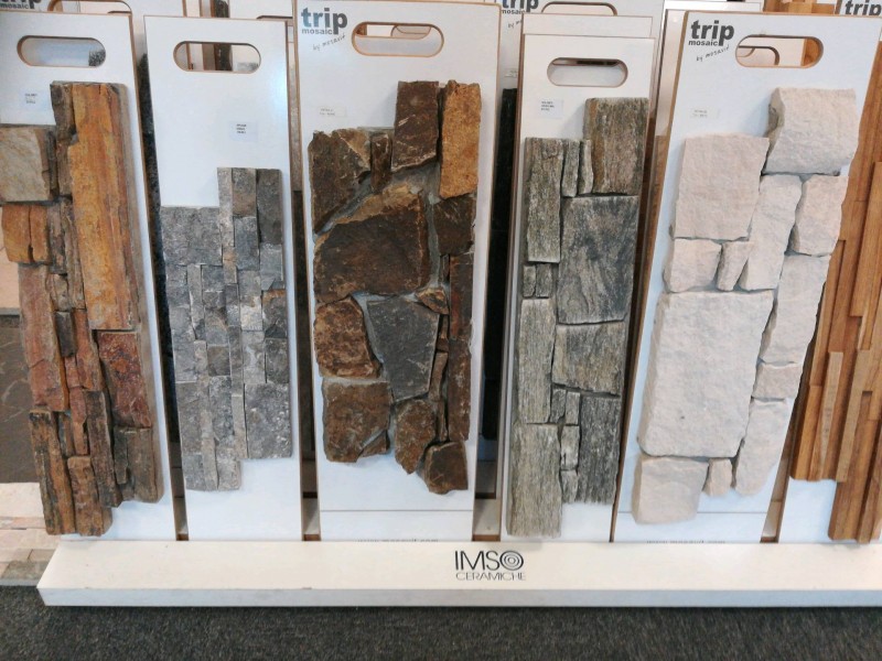 Installation pose vente de parement pierre de taille mosaïque sur Nîmes à côté de Arles