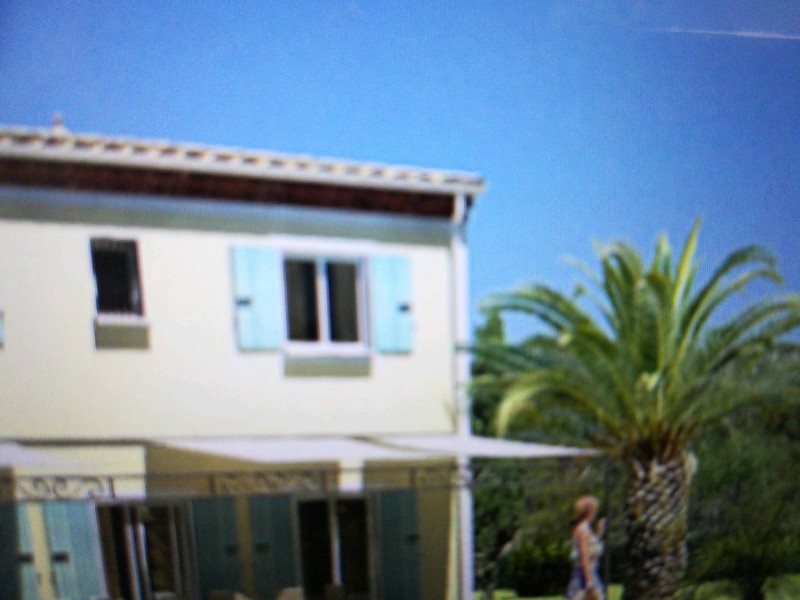 Intervention et réalisation d'une villa à étage sur terrain de 350 mètre carré à Saint-Gilles à côté d'Arles