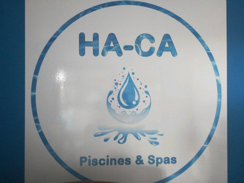 Installation et pose d'une piscine à fond plat à petit bassin sur Montpellier à côté de Sète