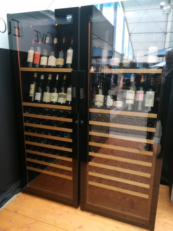 vente et installation de d'armoire et de climatiseurs de cave à vin à Montpellier proche de Nîmes