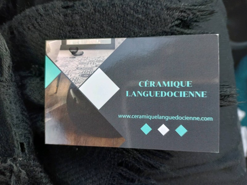 Magasin de carrelage pour carrelage grand format pour séjour dans villa à Castries à côté de Lunel