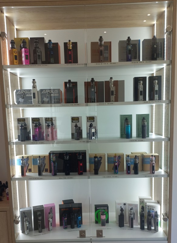 magasin de cigarettes électroniques pour acheter liquide sur Le Grau du Roi proche La Grande-Motte