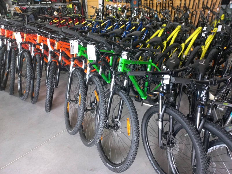 Où trouver un coach ou un entraîneur pour cours de VTT sur Nîmes à côté de Montpellier